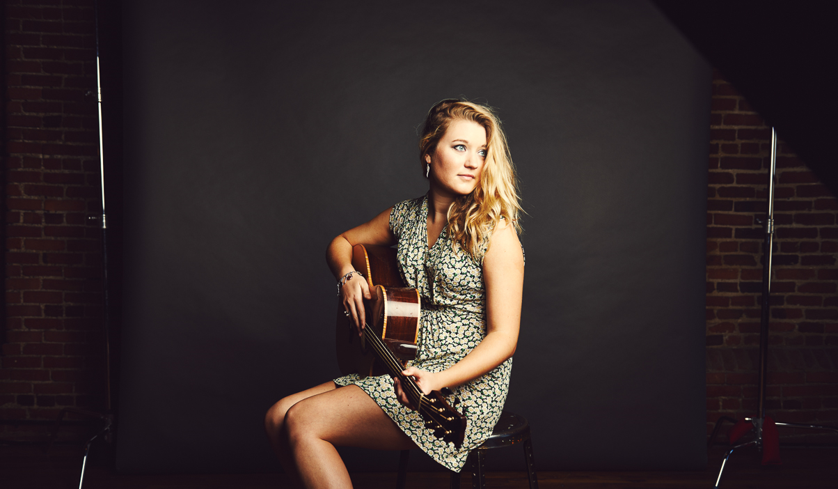 SJ Mortimer - Singer