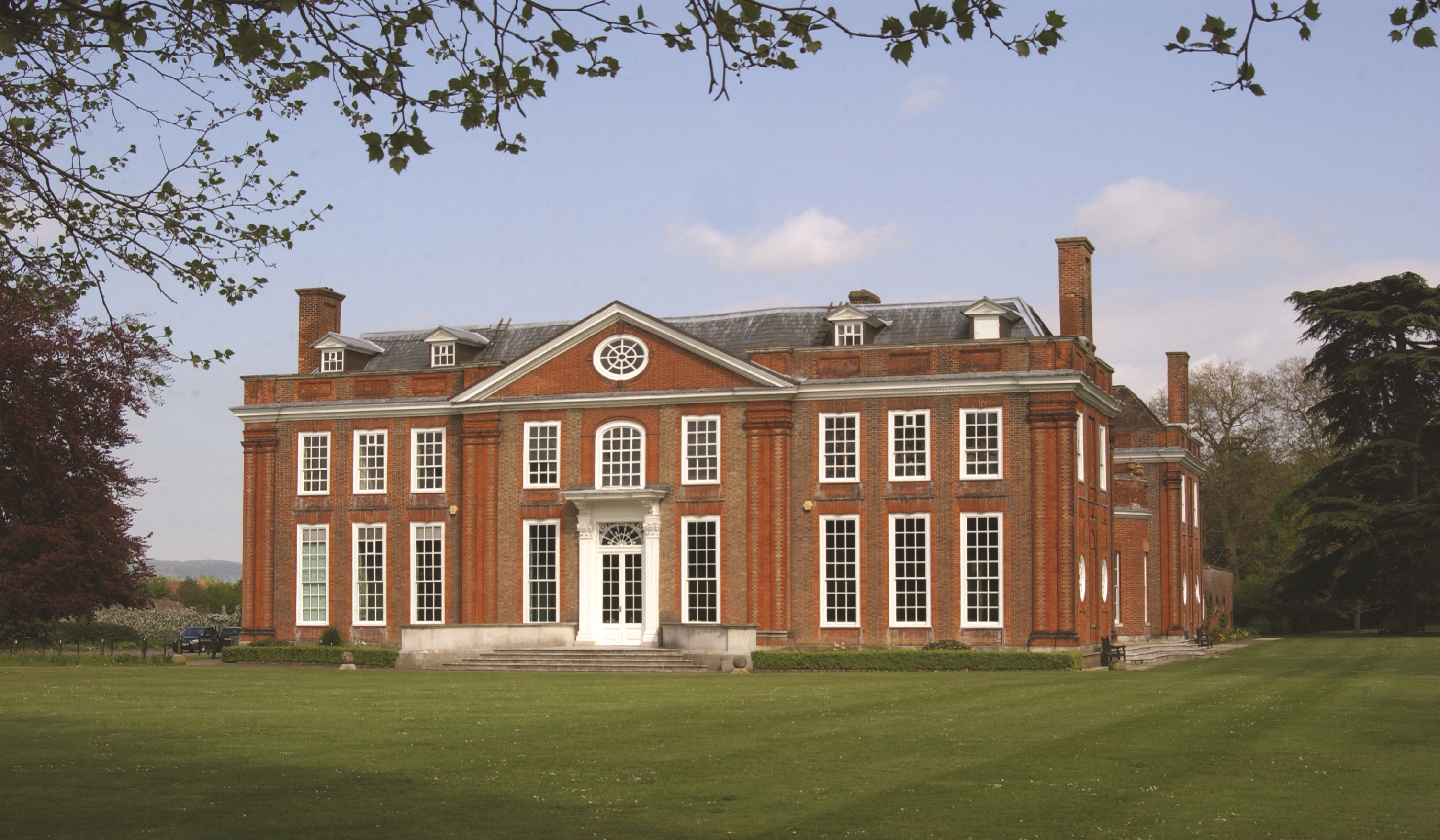 Bradbourne House