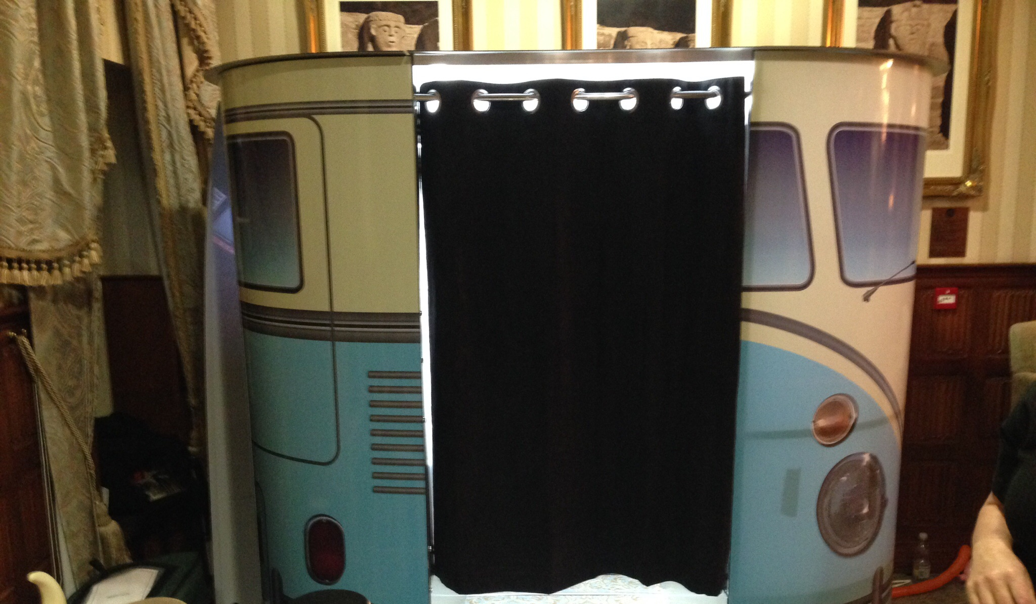 Nicepics Photobooth and Led Letter Hire