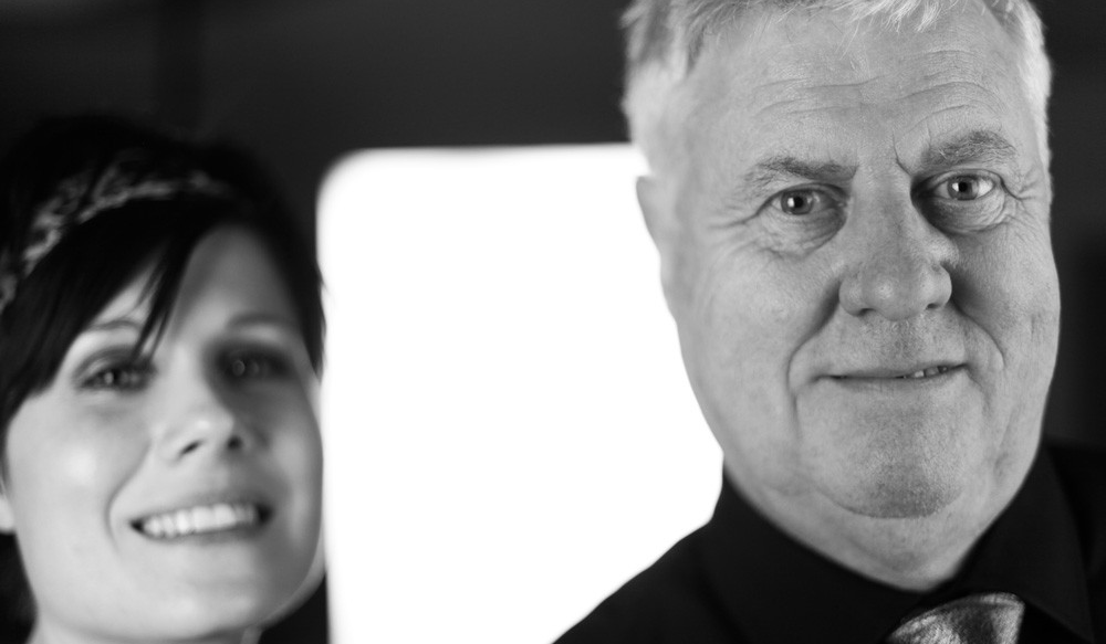 Kelly and Eric Live Music and Disco