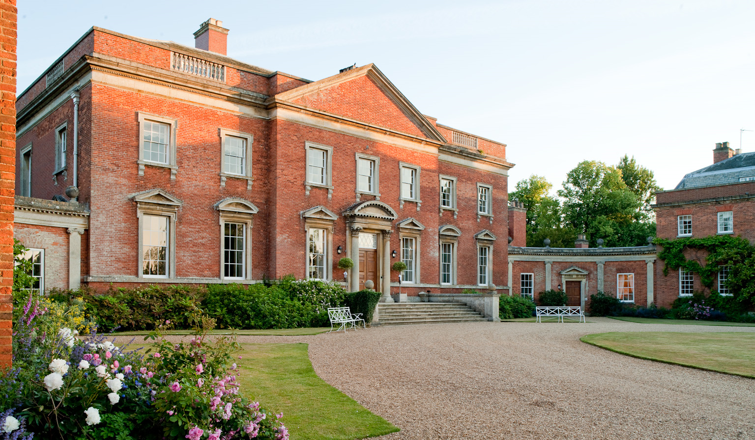 Kelmarsh Hall and Gardens