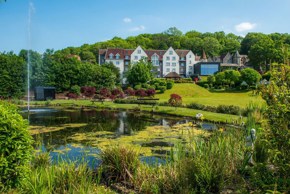 DoubleTree by Hilton Cadbury House