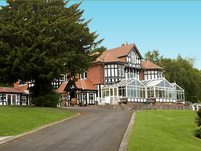 Lyons Woodlands Hall Hotel