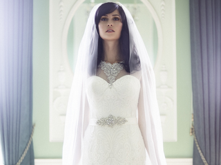 Elle Hitchens Makeup Artist