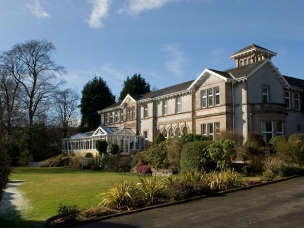 The Rosslea Hall Hotel