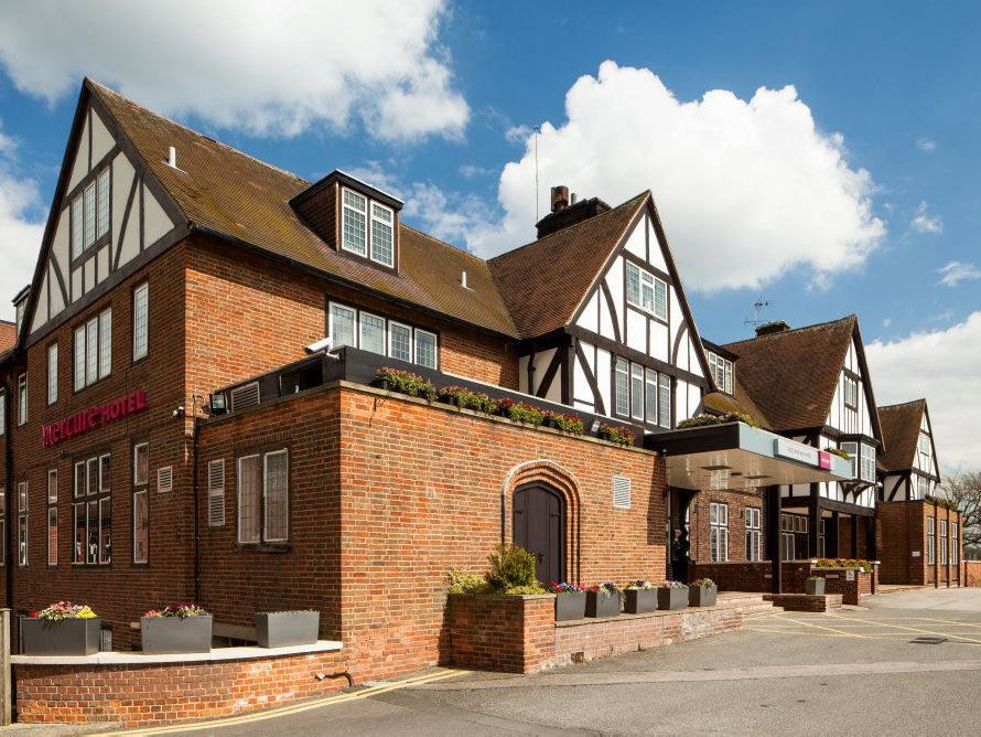 Mercure Leeds Parkway Hotel