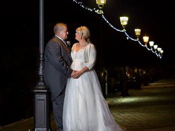 Cris Lowis Photography