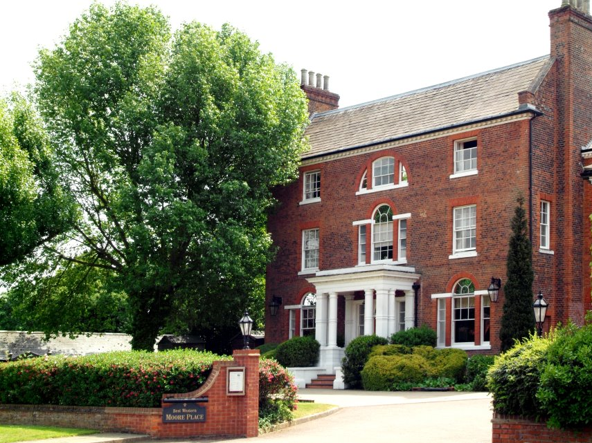 Best Western Moore Place