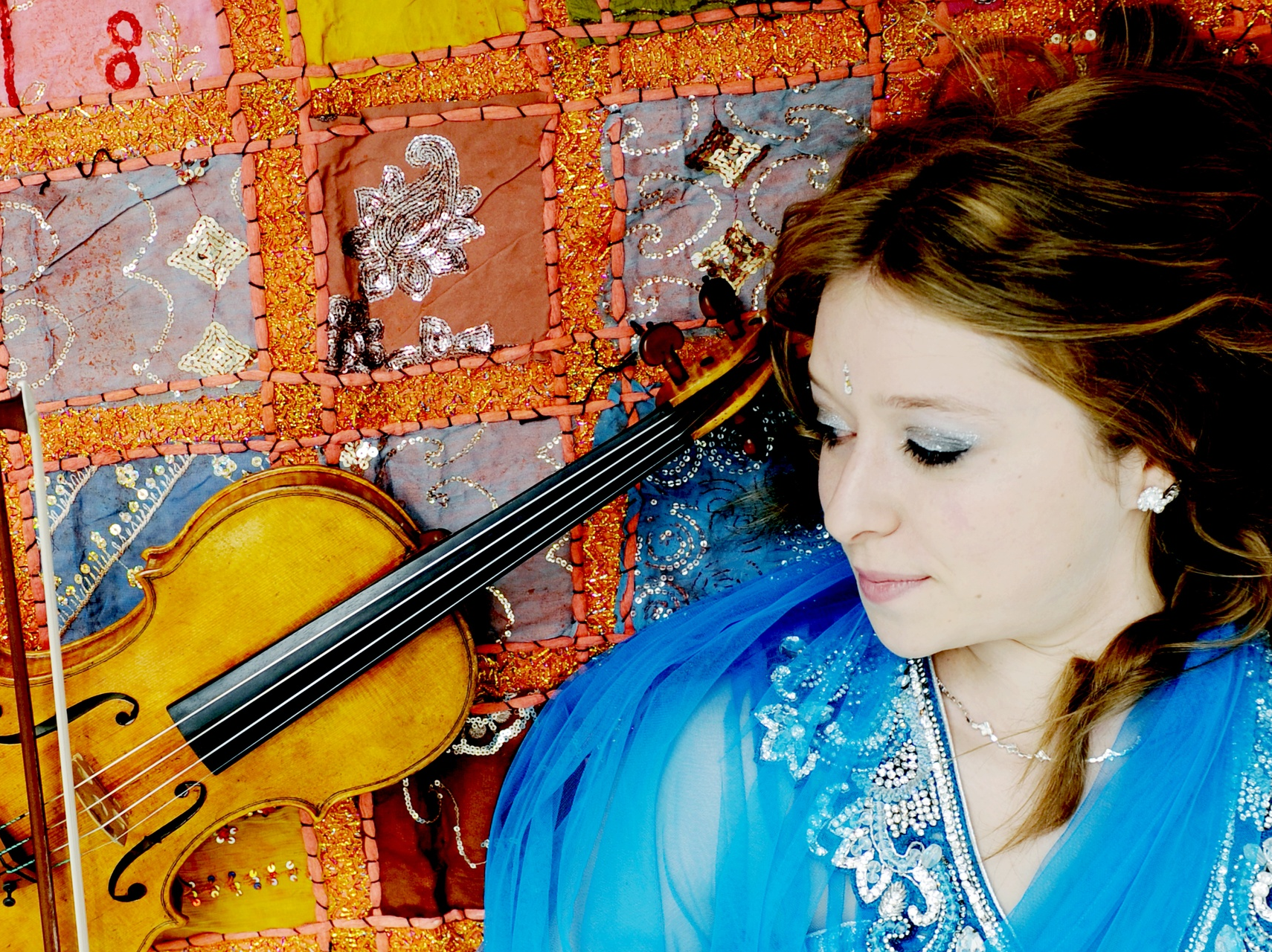 Amy Fields Classical and Electric Violinist