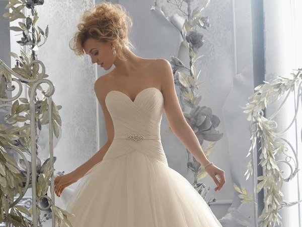 By Design - Bridalwear & Ballgowns