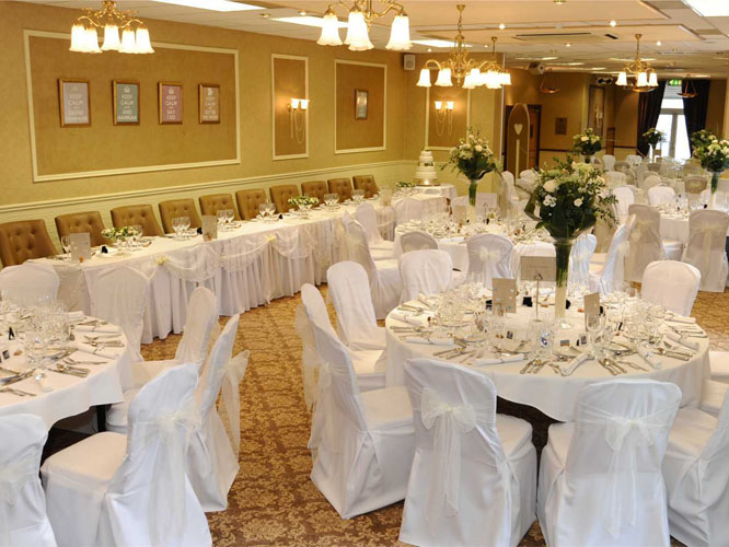 Fairlawns Hotel And Spa