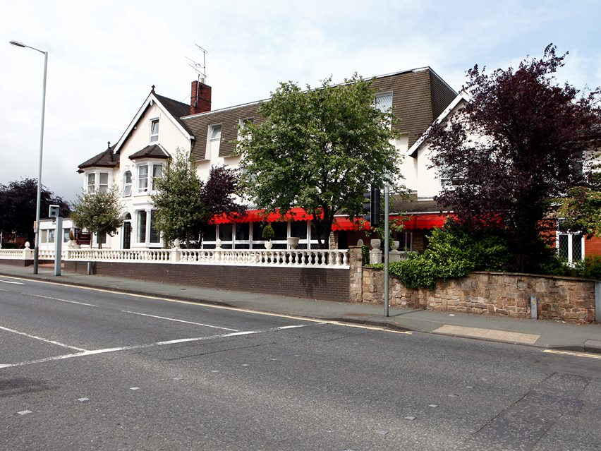 Mercure Goldthorn Hotel