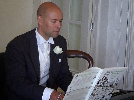 Wedding & Party Pianist