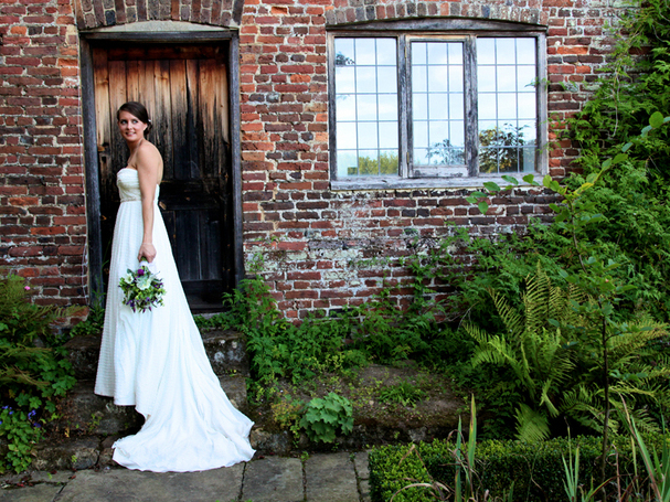 Froufrou Bridal Home