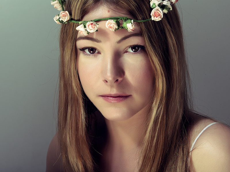 Victoria Farr Make Up Artist