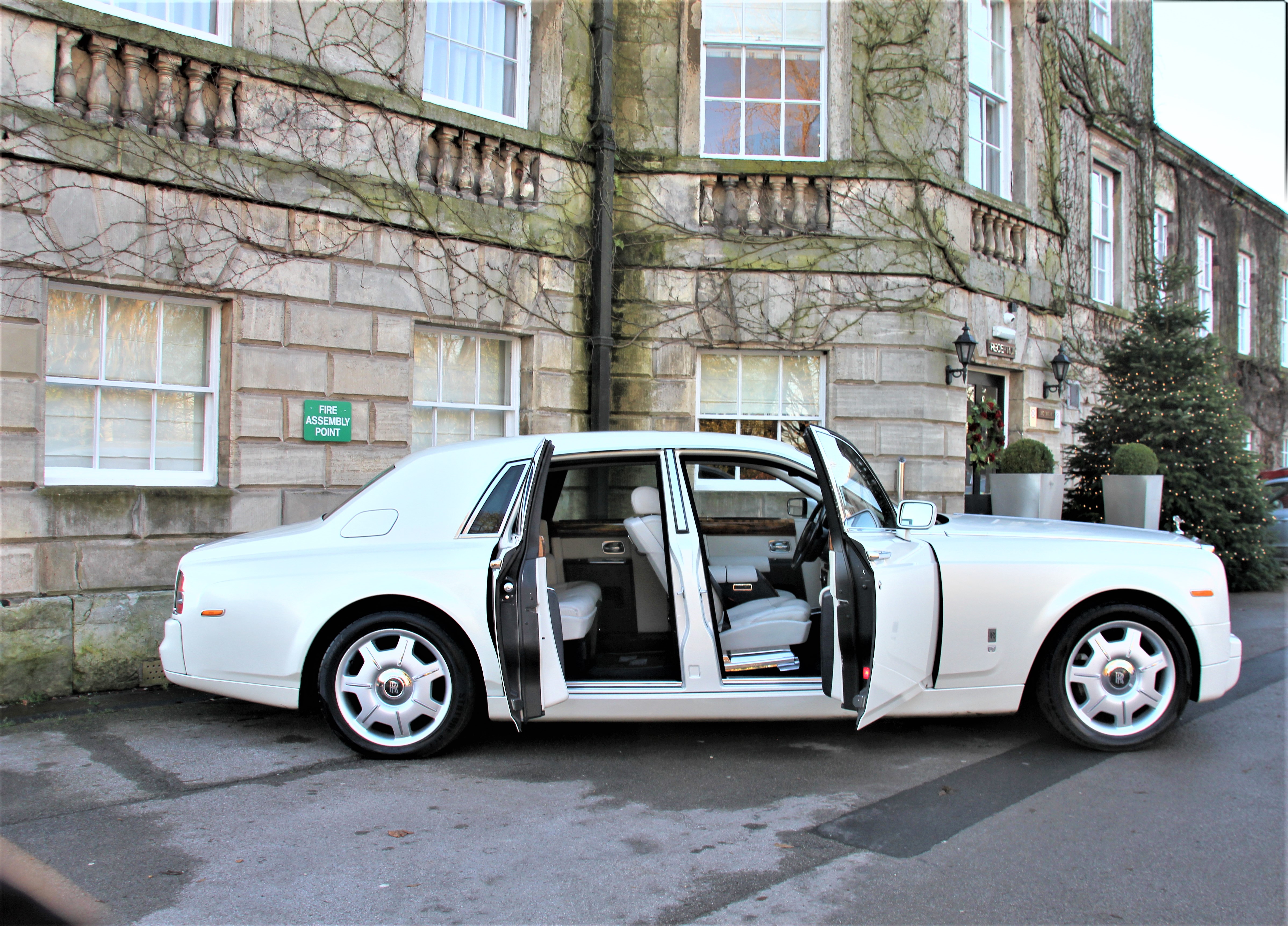 Cupid Carriages SupplierHero Wedding Cars
