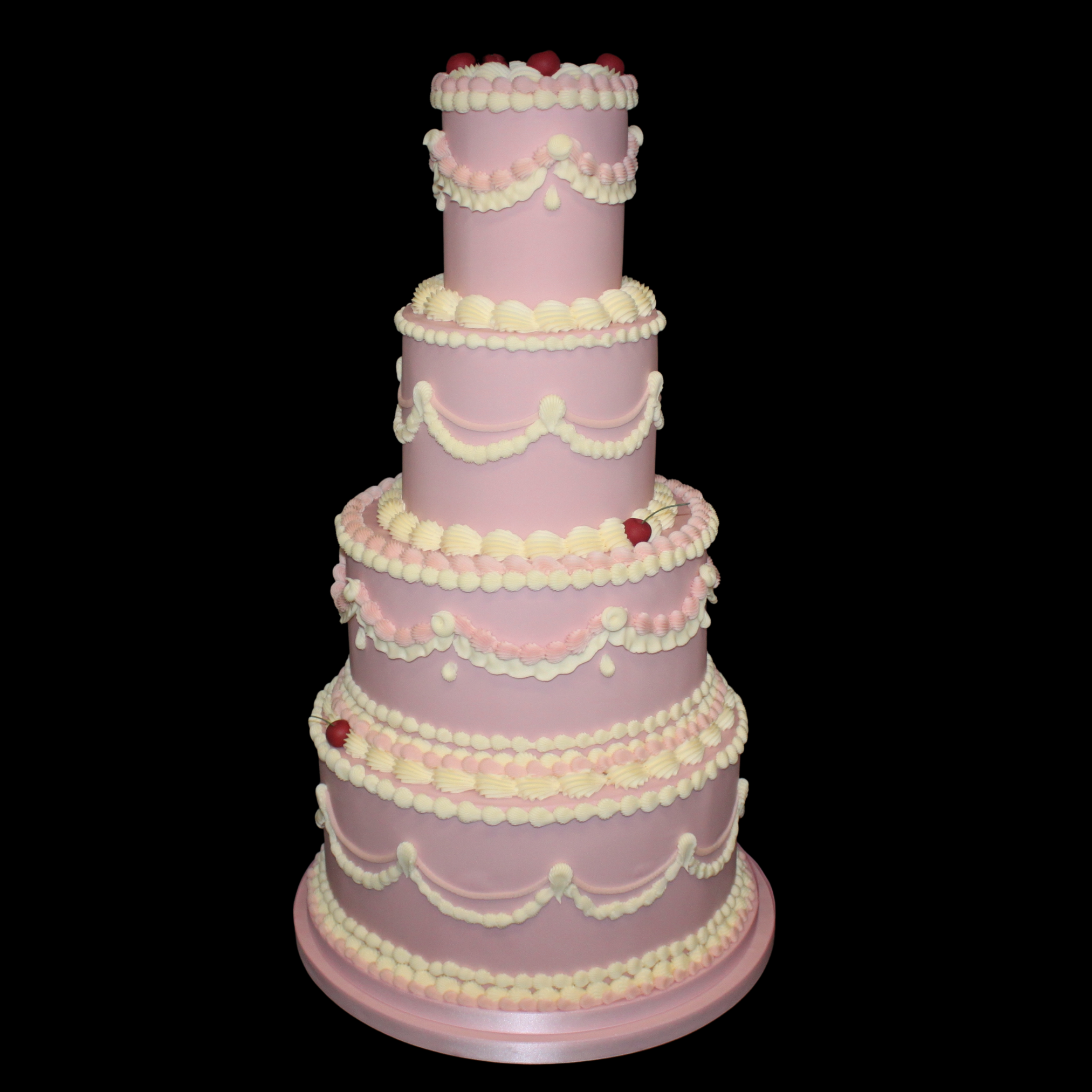 Gardners Cakery SupplierHero Wedding Cakes