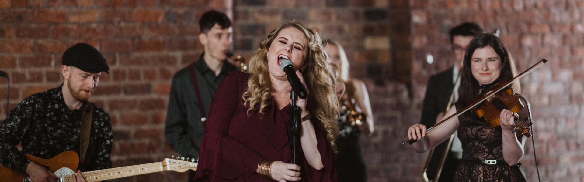 WooHoo Band SupplierHero Wedding Music