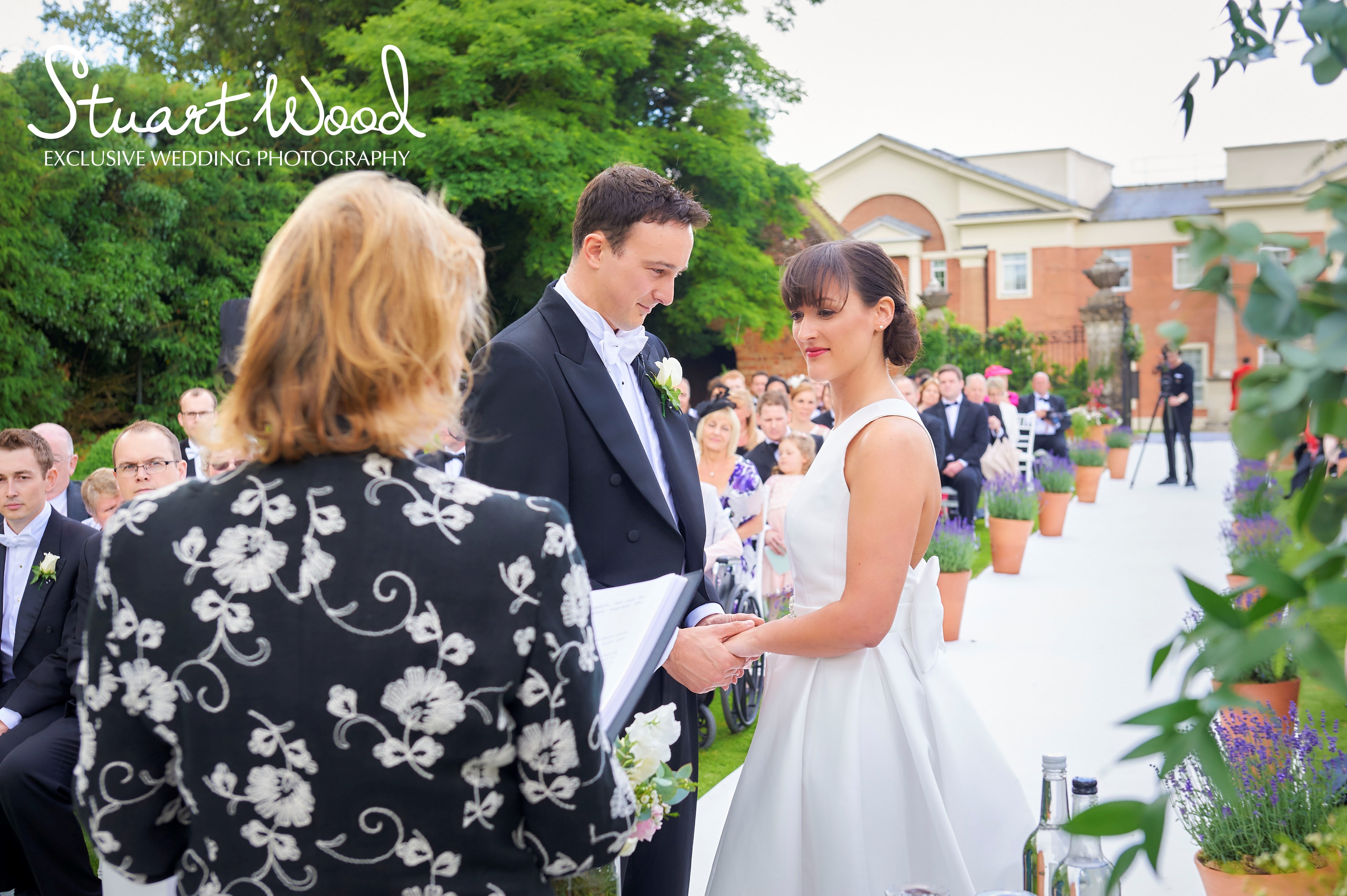 23a35eb1-d9cf-4c22-8284-24c70289fb1d-11. Service2.jpg