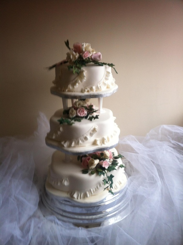 The Wirral Cake Co Wedding Cakes Easy Weddings