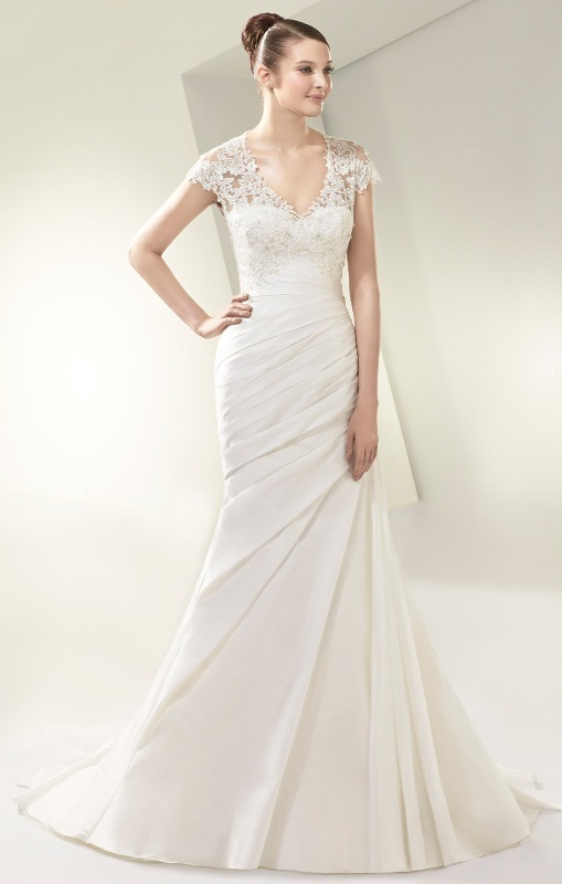 Sposa hot sale mia bridal